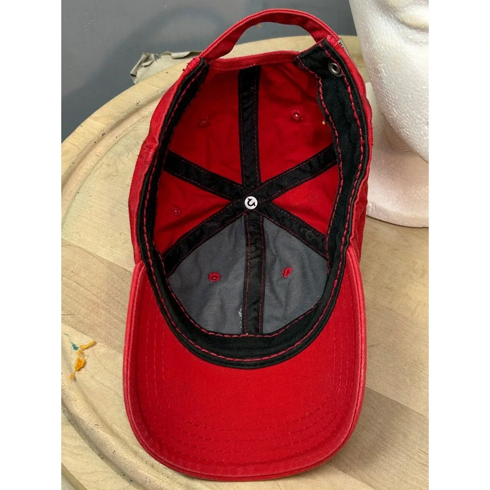 True Religion Baseball‎ Cap Red Horseshoe Logo Adjustable Strap Men